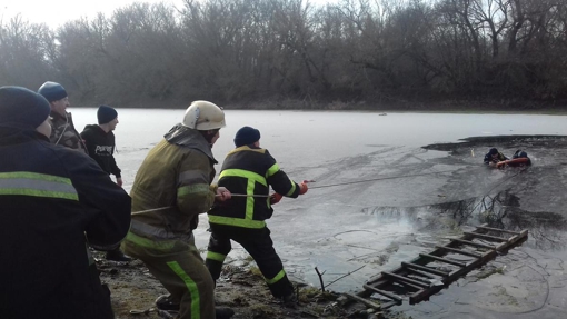 На Полтавщині чоловік провалився під лід