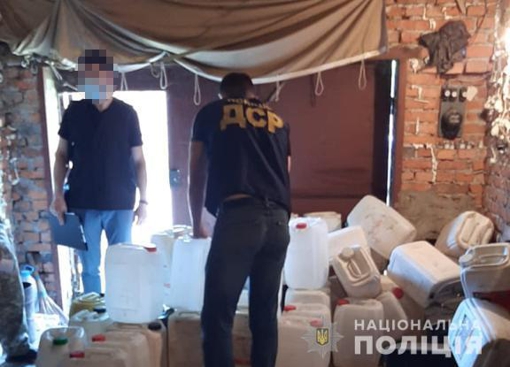 На Полтавщині викрили військовослужбовців, які розкрадали пальне з бойових літаків