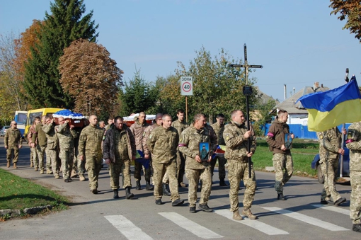 На Полтавщині в останню путь провели Жолобецького Володимира та Черниша Максима, які загинули на війні