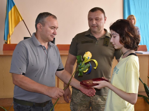 У Полтавській області родині загиблого воїна Андрія Полєвика передали його орден