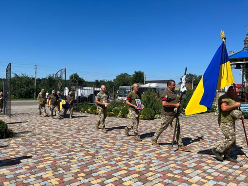 У Полтавській області попрощалися із  38-річним воїном Сергієм Стародубом