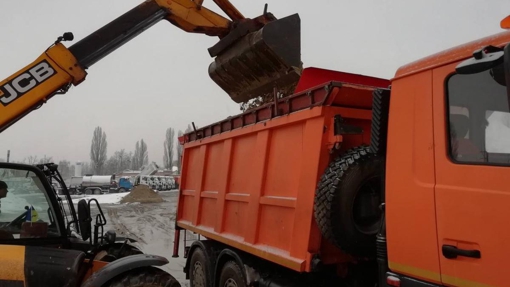 На Полтавщині працювала снігоприбиральна техніка