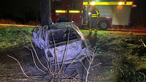 У Кременчуцькому районі горіло авто: в салоні знайшли тіла трьох людей