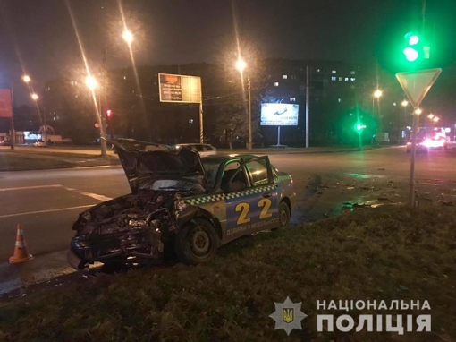 ДТП у Полтаві за участі таксі: поранені троє людей