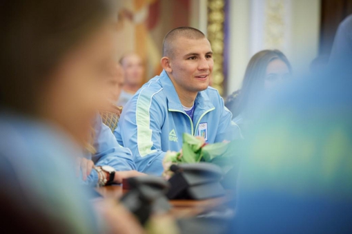 Президент нагородив державними нагородами олімпійських призерів та їх тренерів з Полтавщини. ФОТО