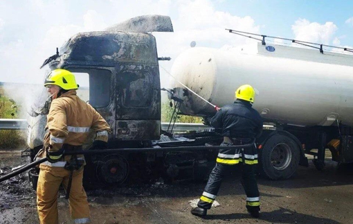 На Полтавщині горів бензовоз