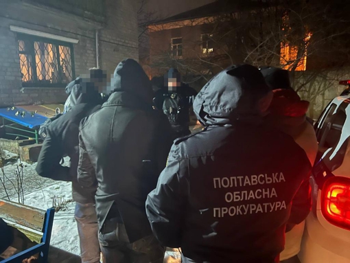 На Полтавщині взяли під варту патрульного, викритого на отриманні неправомірної вигоди