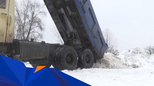 У Полтаві сніг з центру міста вивозять на вулицю Зелений острів