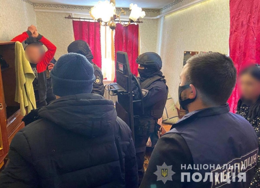 У Полтавській області викрили чоловіка, який ошукував людей в Інтернеті