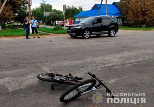 У Полтавській області легковик збив двох неповнолітніх