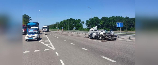 На Полтавщині зіткнулись вантажівка та легковик: водія легковика госпіталізували