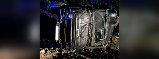 Під Полтавою нетверезий водій легковика, намагаючись втекти від патрульних, з’їхав у кювет