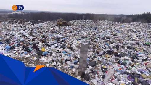 Загадковий металевий моноліт з'явився й у Полтаві, встановили його на Макухівському сміттєзвалищі