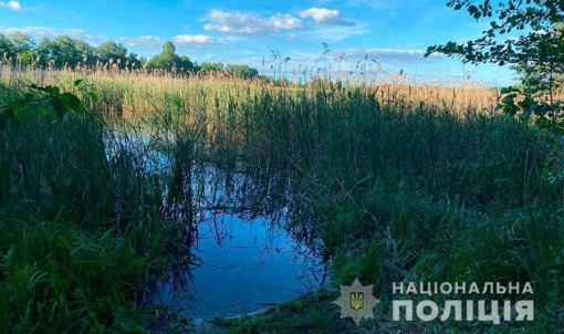 На Полтавщині рятувальники витягли з водойми тіло 67-річного рибалки