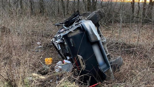 У Полтавському районі зіткнулися авто та пасажирський автобус: троє людей отримали поранення