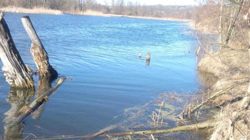 У Полтавській області знайшли тіло жінки у річці: встановлюють померлу особу